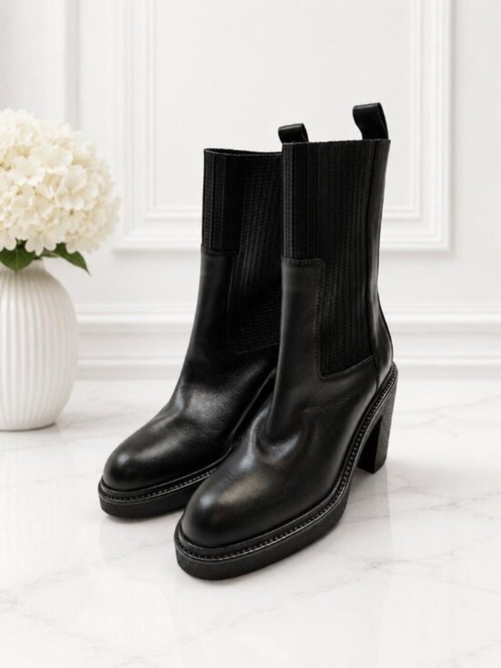 Authentic Hermès Black Leather Block Heel Chelsea Boots